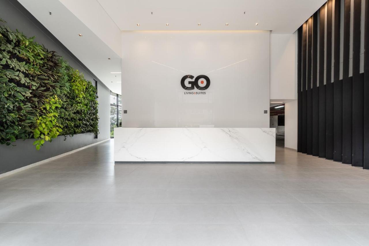 Go Living & By Housy Host Apart-hotel Medellín