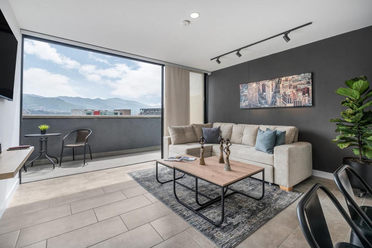 Apart-hotel Go Living & By Housy Host *