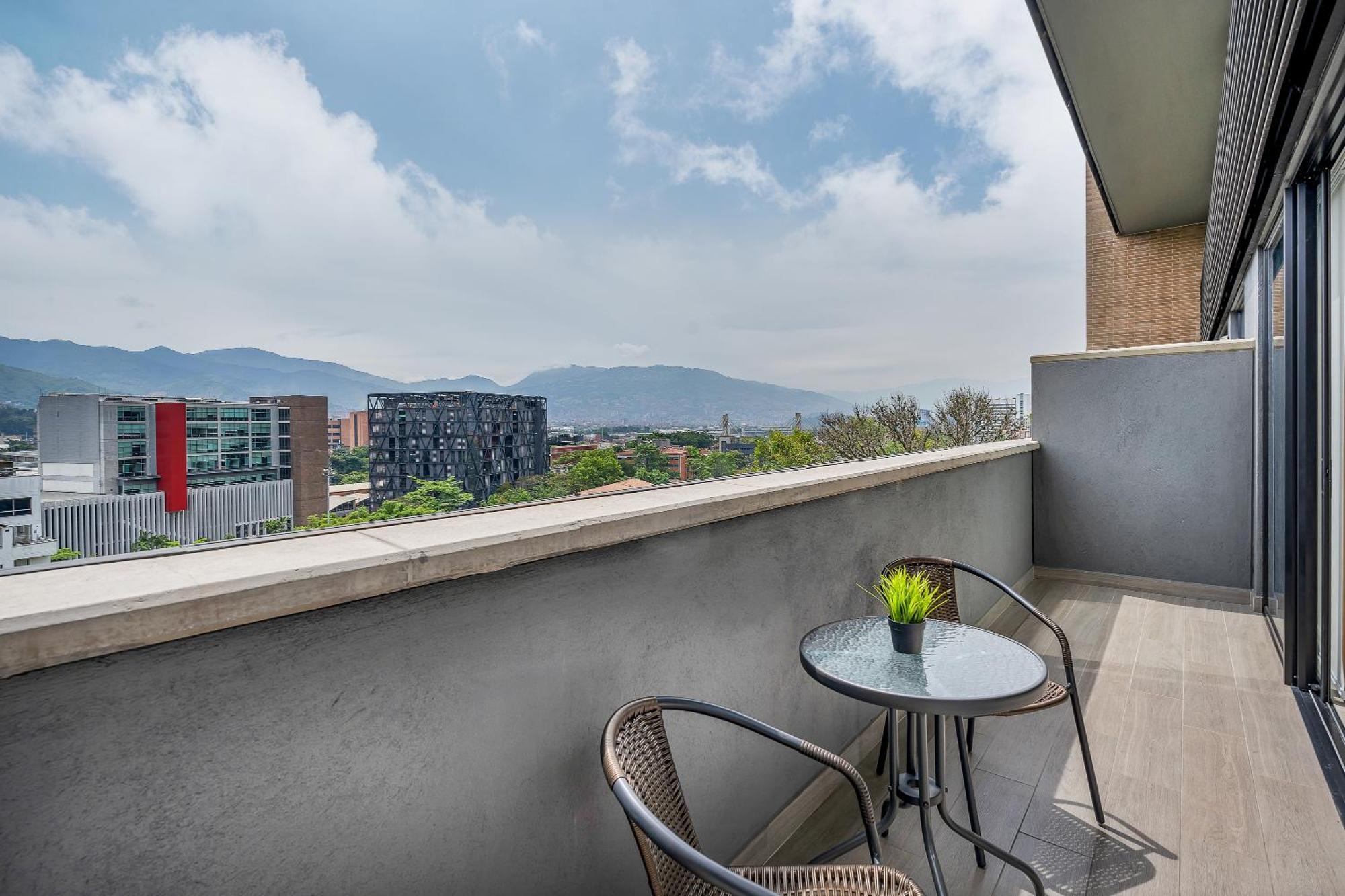 Apart-hotel Go Living & By Housy Host Medellín